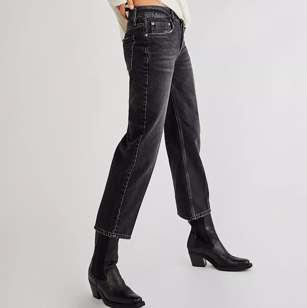 NWT Free People Lucia Low Rise Crop Jeans